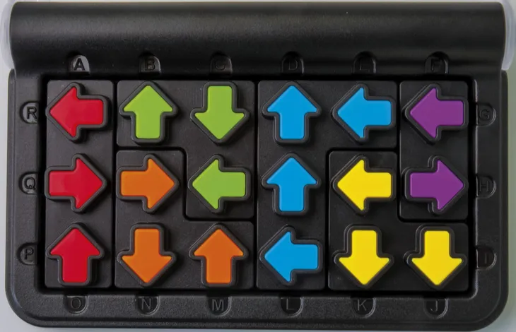 smart-games-gra-logiczna-iq-arrows-marka-smart-games