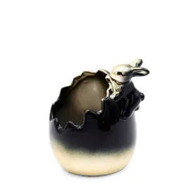 figurka-wielkanocna-9x8x10-czarna-zlota-jajko-z-glinki-ceramicznej