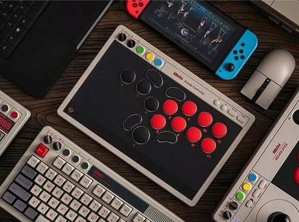 2x-pad-8bitdo-arcade-controller-nsw-pc