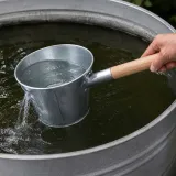 wiadro-czerpak-5l-ocynk-wiadro-czerpak-na-wode-marka-chle-mar