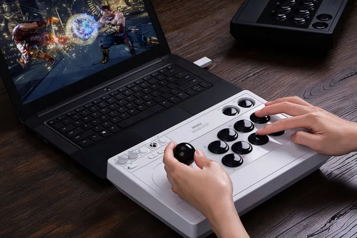 2x-pad-8bitdo-arcade-stick-xbox-pc-white-model-8bitdo-arcade-stick-for-xbox-white
