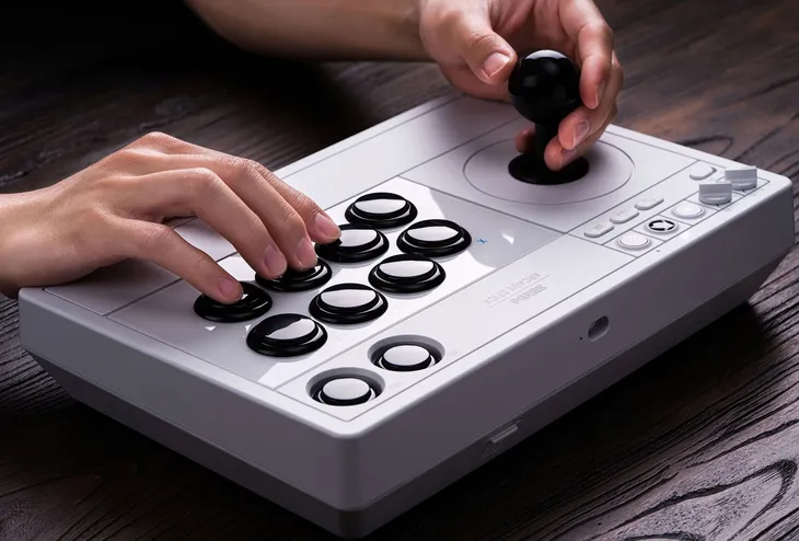 2x-pad-8bitdo-arcade-stick-xbox-pc-white-stan-nowy-zawiera-baterie-tak