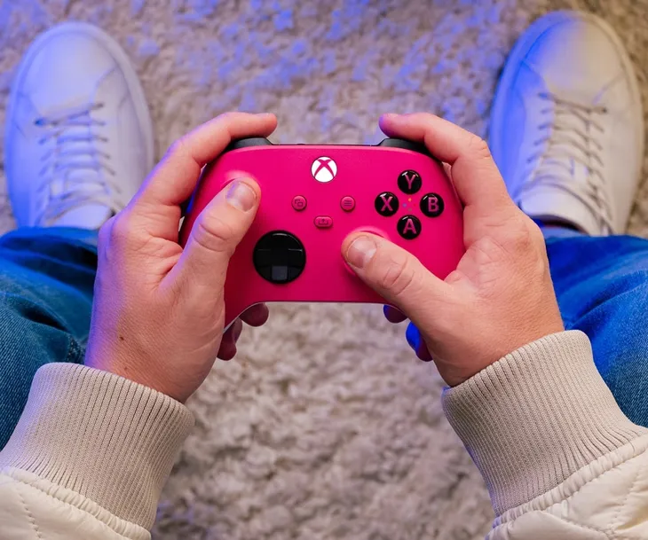2x-pad-bezprzewodowy-microsoft-xbox-deep-pink-stan-nowy