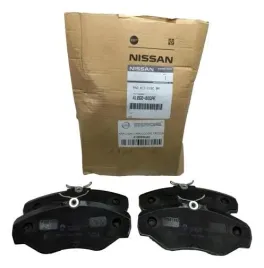 4106000qae-klocki-hamulcowe-przod-oryginal-nissan