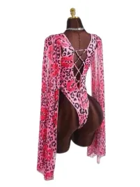 shein-body-rozowe-z-nadrukiem-kwiatowym-i-wiazaniem-34-1kb