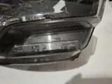 reflektor-renault-trafic-14greater-led-pr-stan-nowy