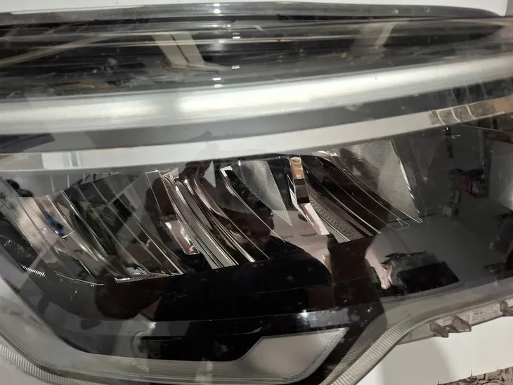 reflektor-renault-trafic-14greater-led-pr-rodzaj-swiatel-mijania-led