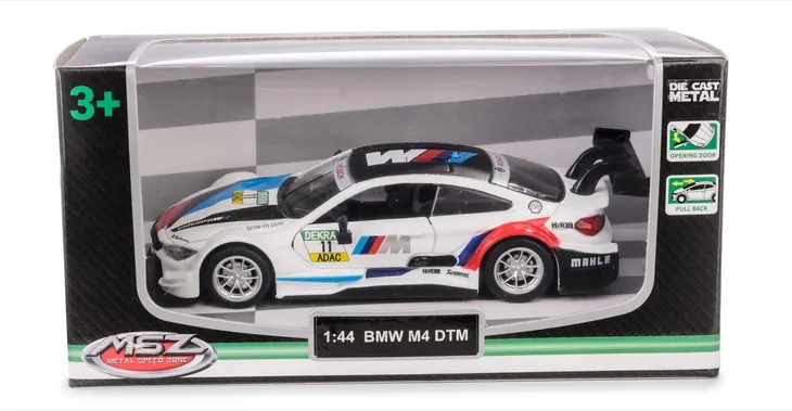 model-1-44-bmw-m4-dtm-bialy-model-bmw-m4