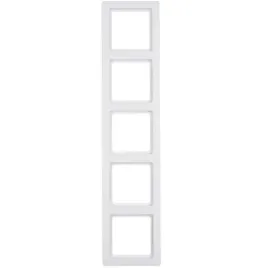 q-1-ramka-5-krotna-pieciokrotna-uniwersalna-biala-aksamit-berker-hager