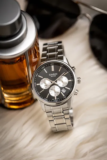 zegarek-casio-timeless-mtp-e515d-1avdf-marka-casio