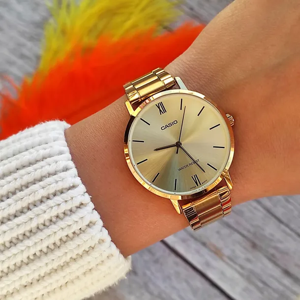 zegarek-damski-casio-ltp-vt01g-9b-typ-nareczny