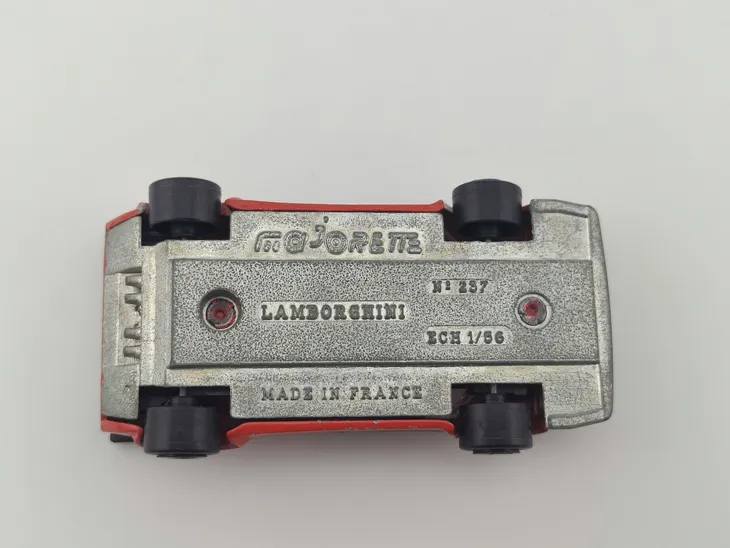 majorette-lamborghini-countach-super-wheels-marka-majorette