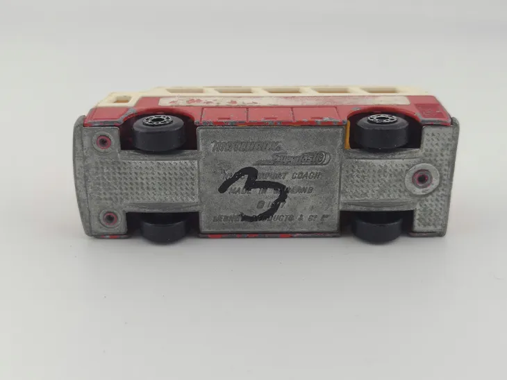 matchbox-airport-coach-marka-matchbox