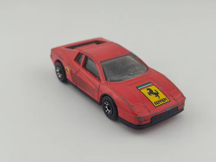 matchbox-ferrari-testarossa-stan-nowy