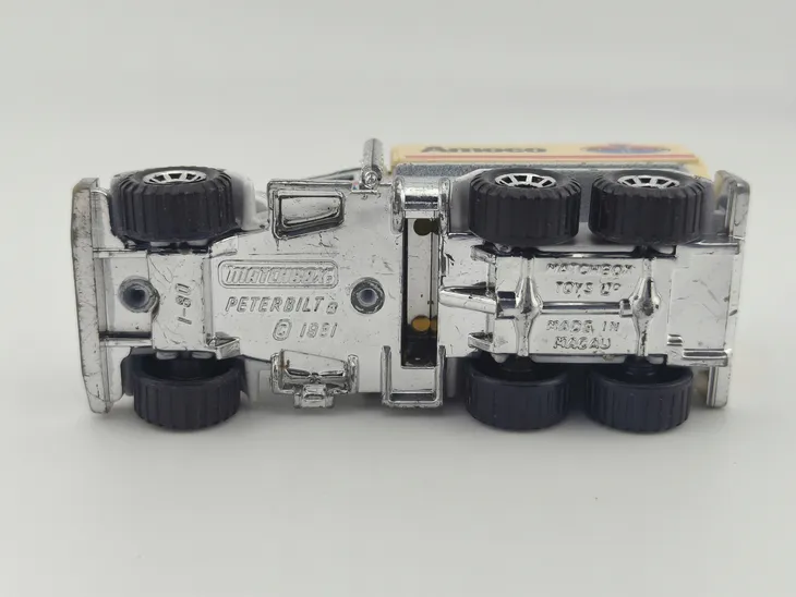 matchbox-peterbilt-petrol-tanker-amoco-marka-matchbox