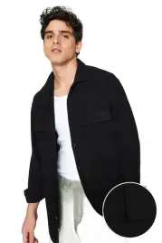 trendyol-man-czarna-koszula-meska-z-kieszeniami-i-faktura-slim-xs-5da