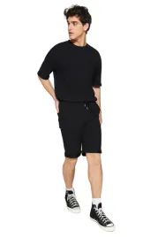 trendyol-man-czarne-spodenki-meskie-dresowe-z-mankietem-i-paskiem-xl-5da