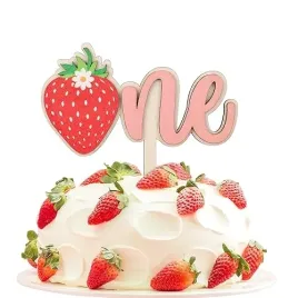 urodziny-truskawkowy-topper-na-tort-urodziny-truskawkowy-topper-drewniany