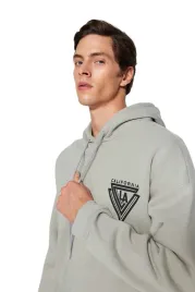 trendyol-man-bluza-meska-z-kapturem-szara-z-nadrukiem-california-la-s-5da