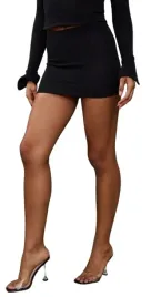 prettylittlething-spodnica-czarna-mini-38-egr