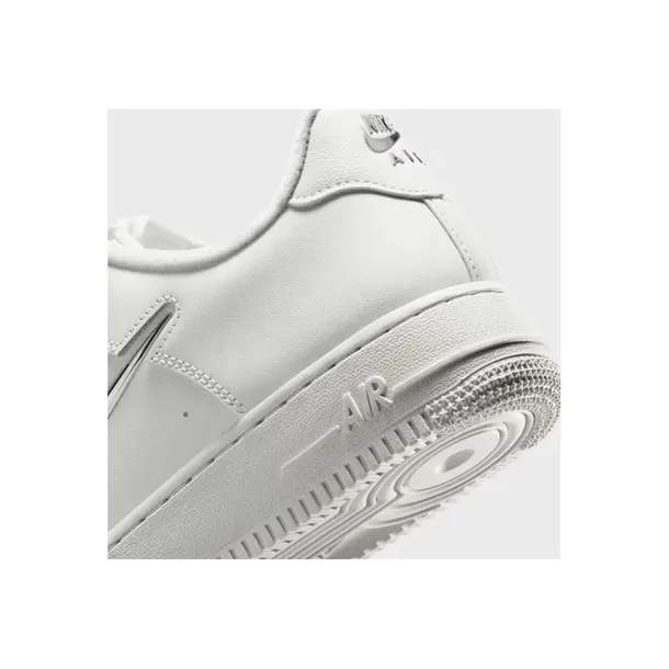 air-force-1-07-marka-nike-kod-producenta-iu7558030
