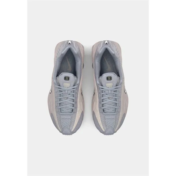 shox-r4-kod-producenta-hq7739001-rozmiar-405