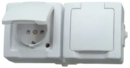 kopp-137002003-wodoodporne-gniazdo-z-uziemieniem-2x-z-pokrywa