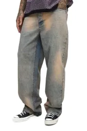 boohooman-luzne-jeansy-meskie-niebieskie-z-przetarciami-34-z3a