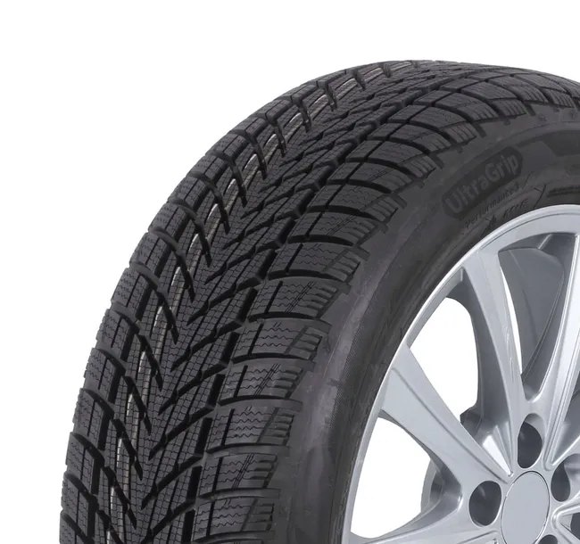 2x GOODYEAR 225/50R18 99V UltraGrip Performance 3 XL FP Zimowa 2025 r