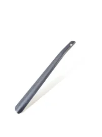 klasyczna-metalowa-lyzka-do-butow-sredniej-dlugosci-40cm-metaliczne-srebro