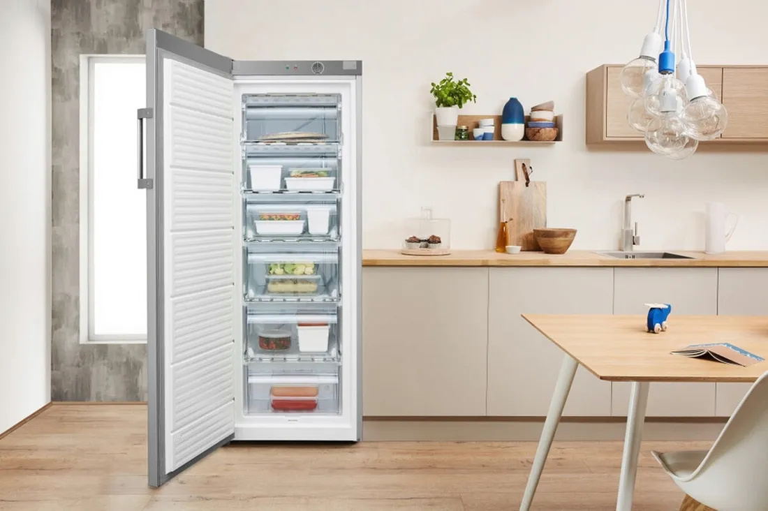 indesit-zamrazarka-ui62s