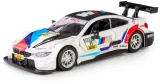 model-1-44-bmw-m4-dtm-bialy-wiek-6-lat