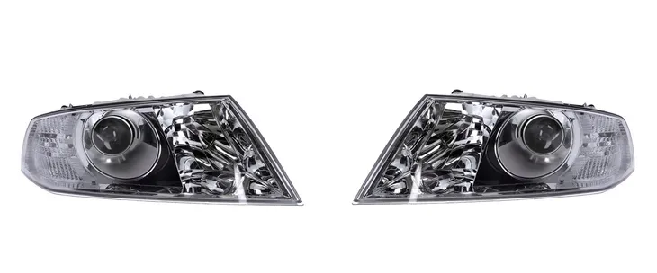 REFLEKTOR LAMPA PRZÓD SKODA OCTAVIA II 04-08 KPL