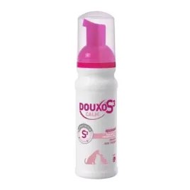 douxo-s3-calm-mousse-150ml-pianka-oczyszczajaca-lagodzaca-dla-psa-i-kota