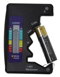 cyfrowy-tester-miernik-baterii-i-akumulatorkow-lcd
