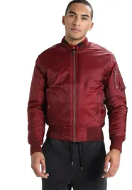 urban-classics-bordowa-kurtka-bomber-z-kieszenia-na-rekawie-s-6ba