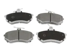 klocki-hamulcowe-przod-audi-100-a4-b5-200-80-90-coupe