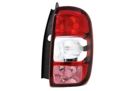 dacia-duster-13-lampa-tyl-tylna-prawa-nowa-lift