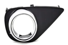 toyota-yaris-od-2014-ramka-halogenu-nowa-prawa