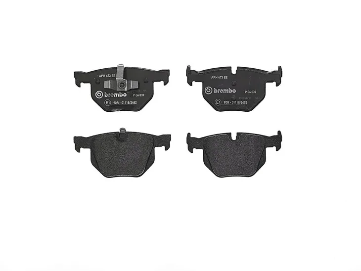 klocki-hamulcowe-tyl-bmw-3-e90-strona-zabudowy-tyl