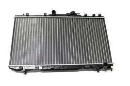 chlodnica-wody-toyota-avensis-t22-2-0td-97-03