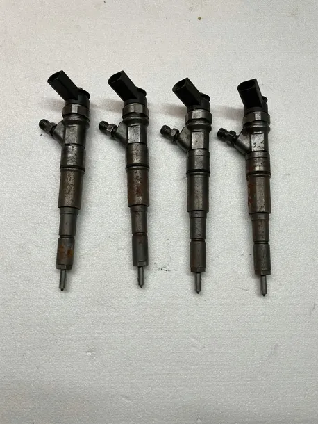 wtryskiwacz-cr-bmw-3-e46-2-0d-03-jakosc-czesci-zgodnie-z-gvo-q-oryginal-z-logo-producenta-czesci-oem-oes