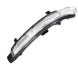 nowy-kierunkowskaz-lusterka-skoda-oe-3t0949101