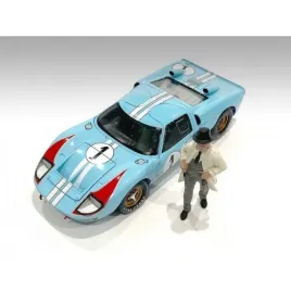 american-diorama-mechanic-juan-with-lug-wrench-1-24