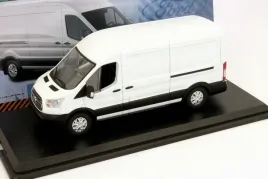 greenlight-ford-transit-maxi-2015-black-1-43