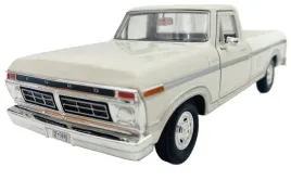 motormax-ford-f-150-custom-1977-white-1-24-prezent