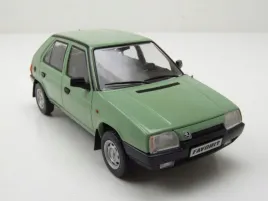 whitebox-skoda-favorit-1987-light-green-1-24