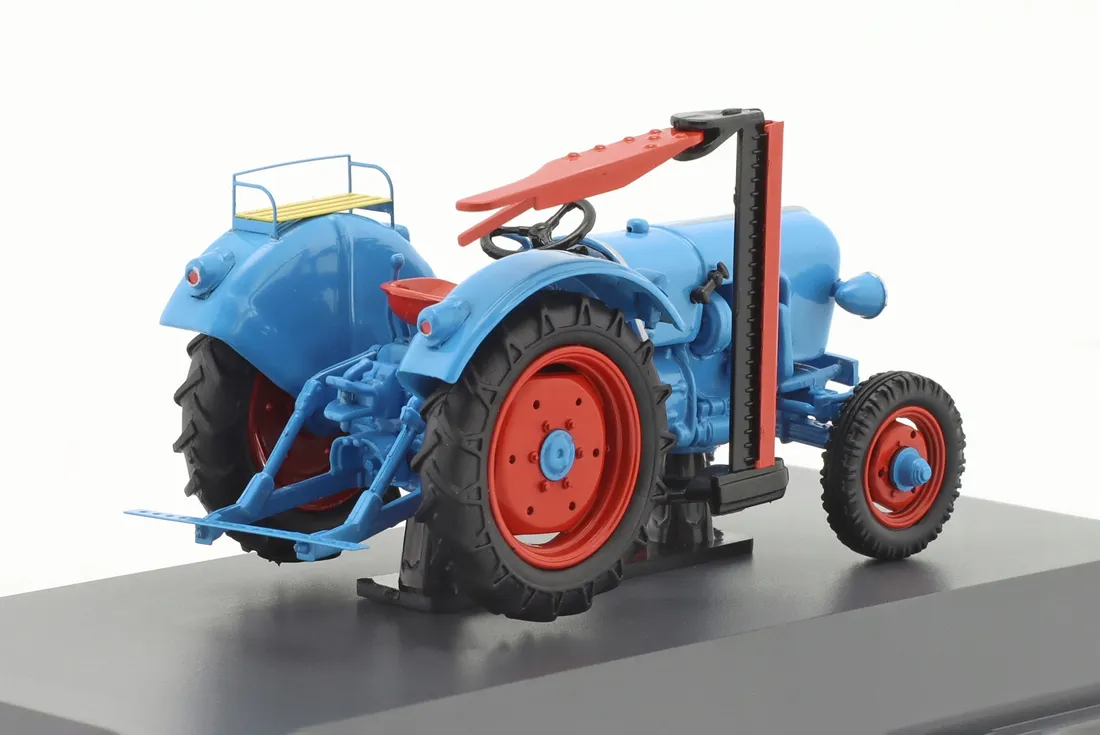 schuco-eicher-tiger-em200-tractor-1-43