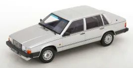 triple9-volvo-760-1985-silver-1-18-promocja