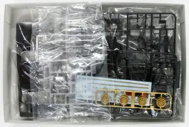 aoshima-nissan-skyline-2000gt-machine-x-1-24